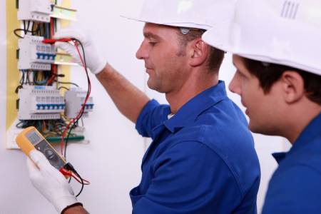 Electrician in Olathe 